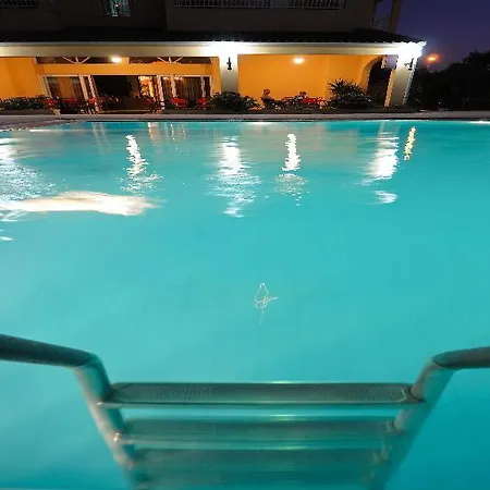 Sunset Hotel Potamós